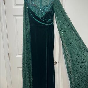 Elegant Green Maxi Dress